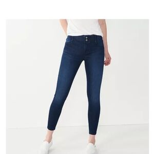 Nine West Tummy-Control Skinny JeansColor: Dark Wash, Size: 14 (EUC)